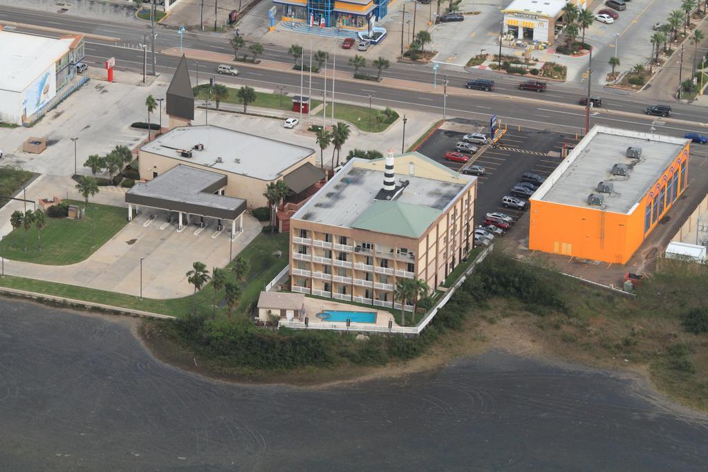 Blue Bay Inn And Suites Саут Падре Алънд Екстериор снимка