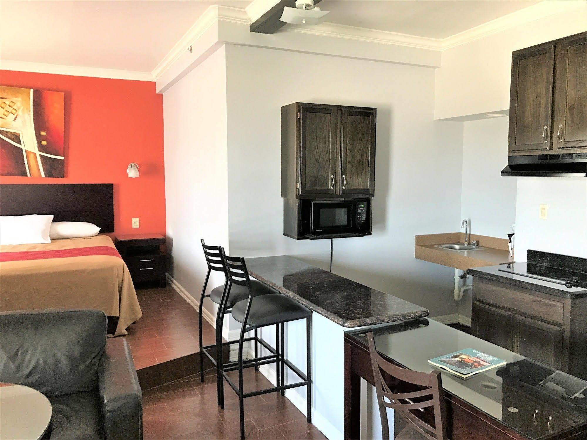 Blue Bay Inn And Suites Саут Падре Алънд Екстериор снимка